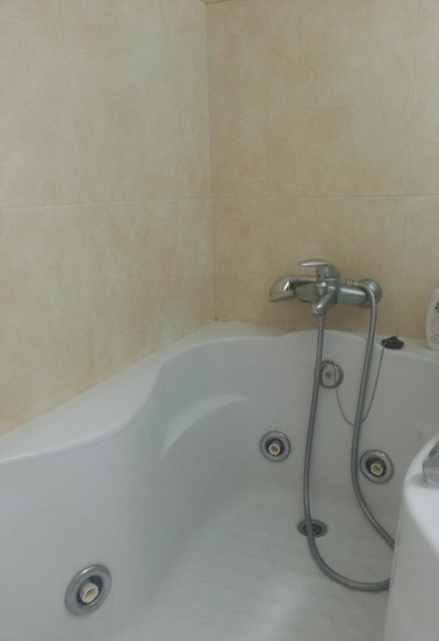 Ferienwohnung Paseo Maritimo Antonio Banderas Málaga Exterior foto